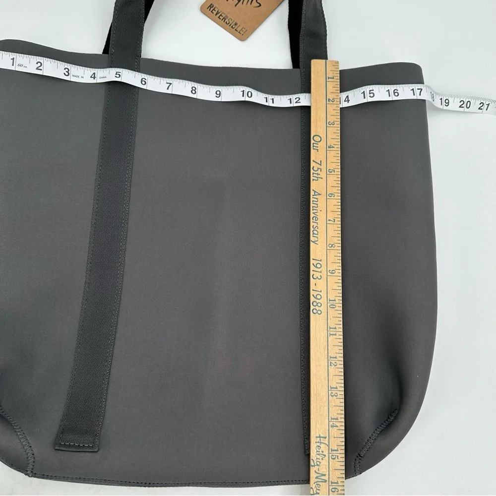 FITKICKS Everyday Tote Reversible Bag Neoprene Bag 2 Handle Black Gray -read